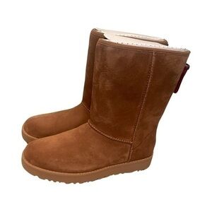 NWT-UGG-brown Classic Short Logo Zip size 8